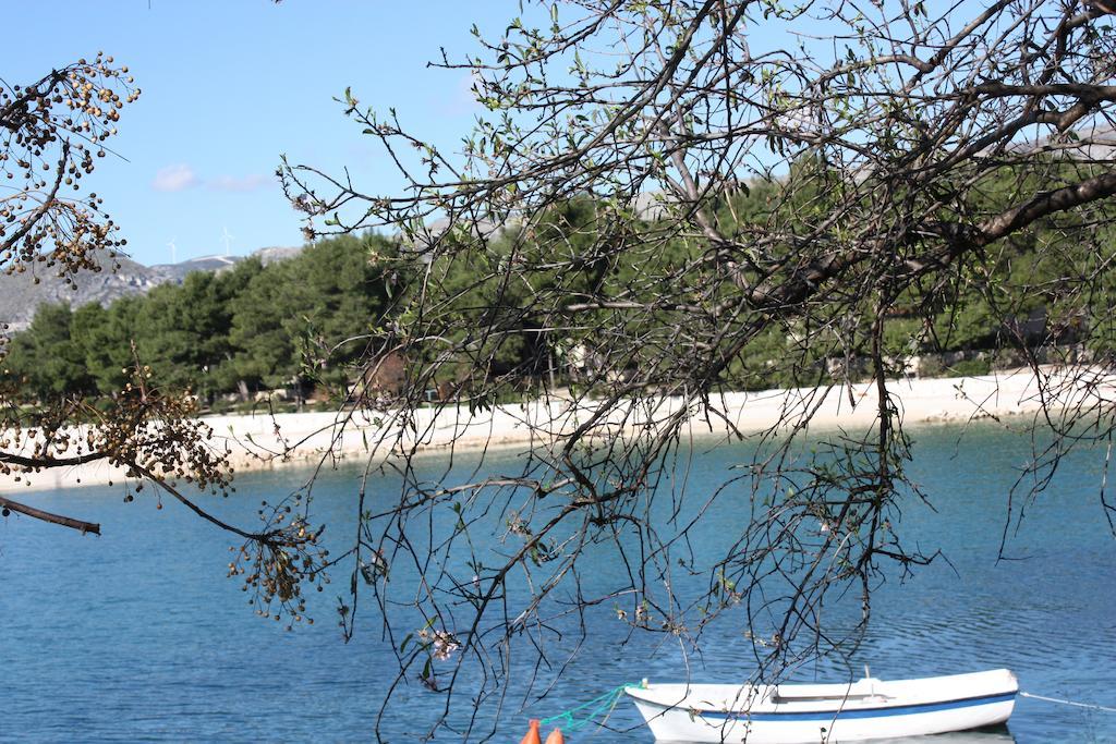 Andrea Apartments Trogir Room photo
