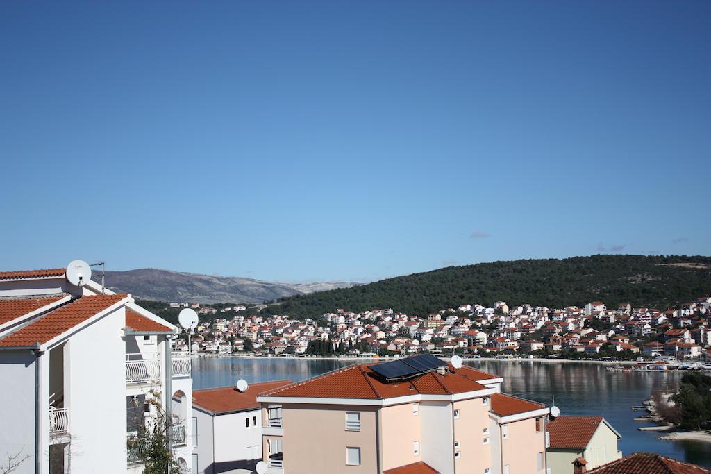 Andrea Apartments Trogir Room photo