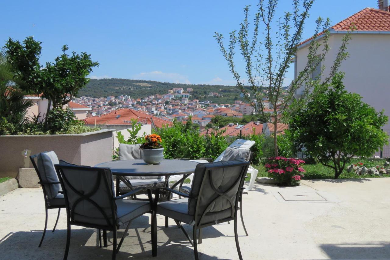 Andrea Apartments Trogir Exterior photo