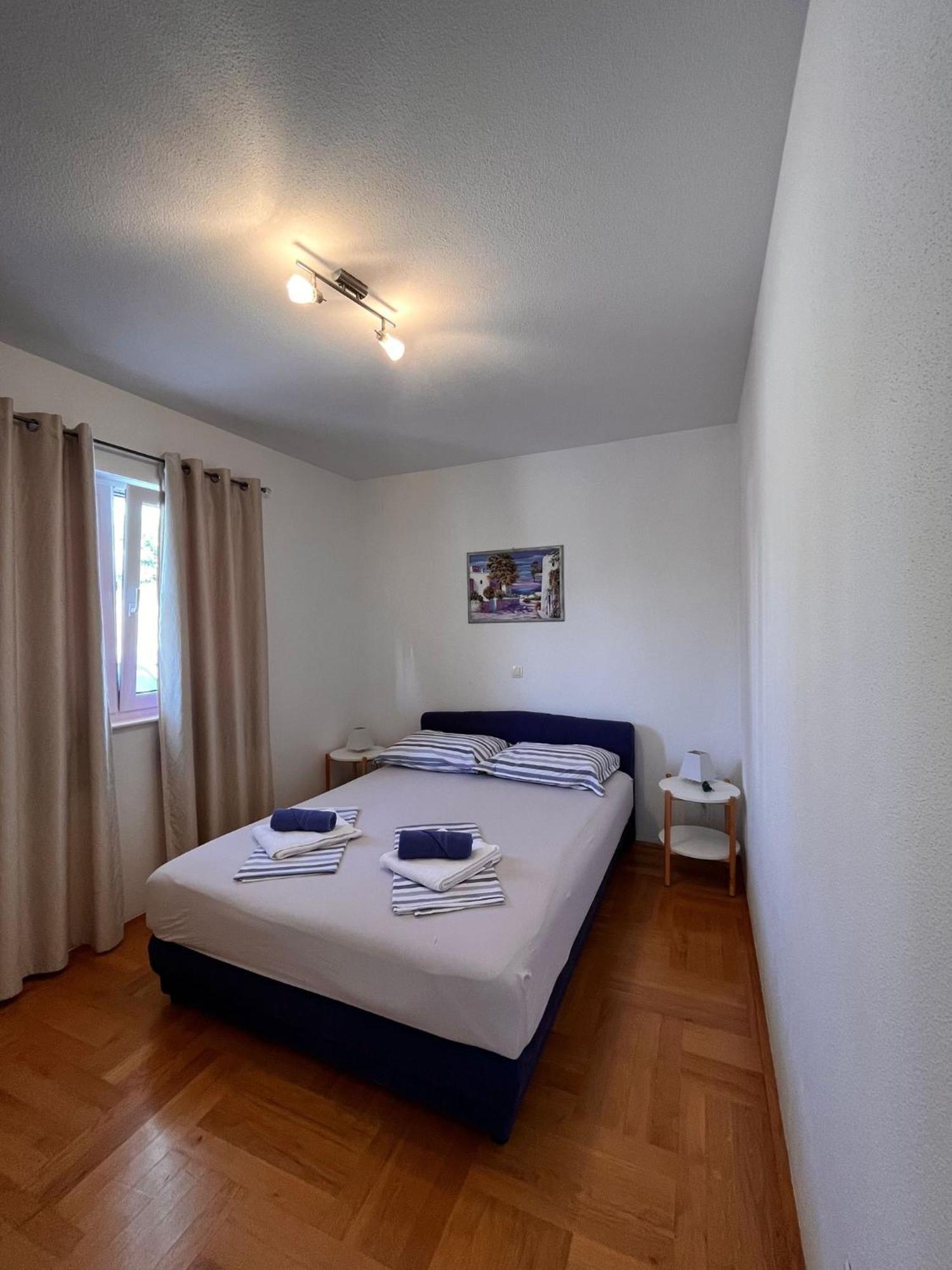Andrea Apartments Trogir Exterior photo