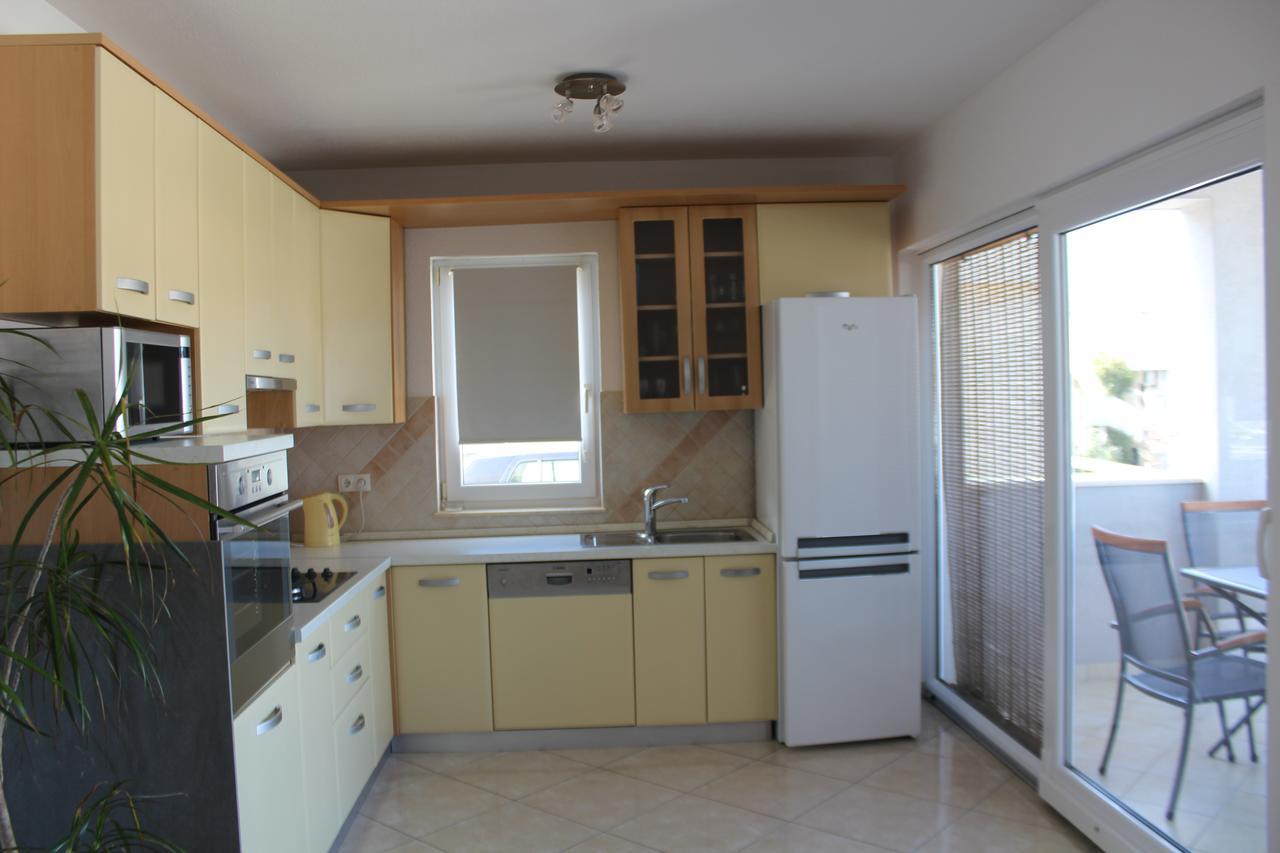 Andrea Apartments Trogir Exterior photo