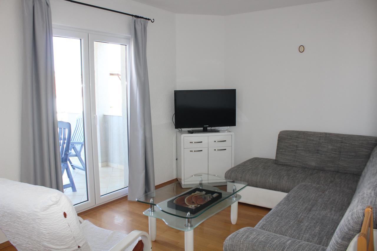 Andrea Apartments Trogir Exterior photo
